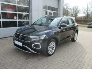 Volkswagen T-Roc 1.5 TSI DSG Life +AHK+NAV+Winter+Kamera