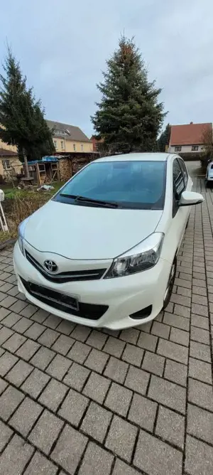 Toyota Yaris Yaris 1.33 VVT-i Edition 2014