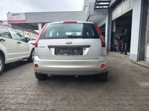 Ford Fiesta 1.4 Fun Bild 4