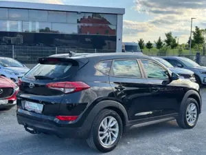Hyundai TUCSON blue Trend 2WD/AHK/NAVI/EURO 6 Bild 5