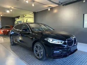 BMW 118 Sport Line 118i NAV/LIVE/WINTER/EASY/2Z.KLIMAAU...