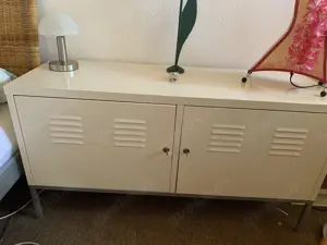 Sideboard aus Metall