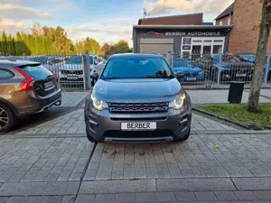 Land Rover Discovery Sport TD4 Automatik 4WD SE*PANO*LEDER* Bild 2