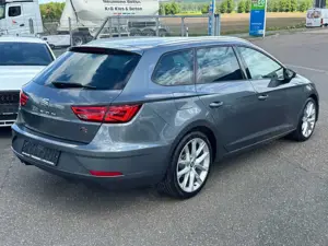 SEAT Leon ST FR 2.0 TDI NAVI LED KAMERA Bild 3