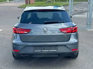 SEAT Leon ST FR 2.0 TDI NAVI LED KAMERA Bild 5