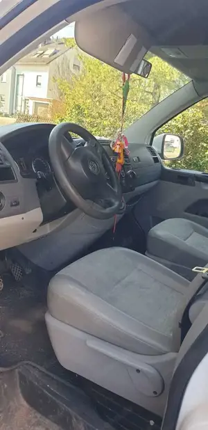 Volkswagen T5 Transporter 7EA131/WF2/1T3 Bild 3