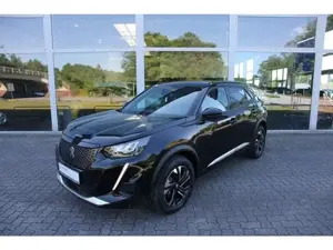 Peugeot 2008 Allure Pack HDi 130 EAT8 Klima EPH SHZ RFK