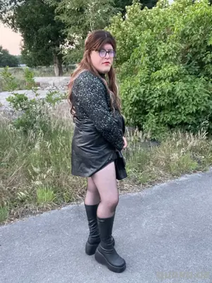 spaß mit einer sissy gegen TG