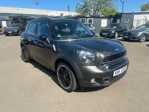 MINI Cooper SD Countryman AUT 1.Hand Top Zustand Bild 2