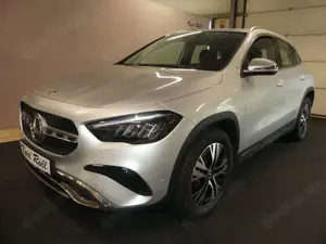 Mercedes-Benz GLA 250 4M PROGRESSIVE LINE ADVANCED, el. Heckklappe, RFK.
