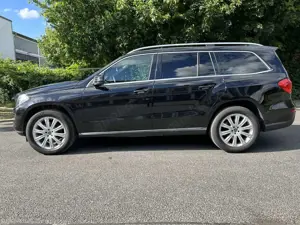Mercedes-Benz GL 350 BlueTEC 4Matic 7G-TRONIC Bild 4