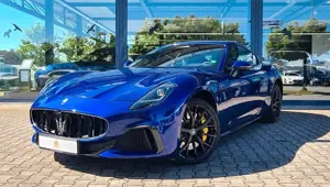 Maserati GranTurismo Trofeo/Fahrassist1+2/Sportpaket/TOP!