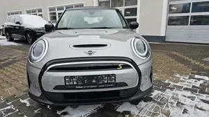 MINI Cooper SE Navi LED Sitzheizung PDC Bild 2