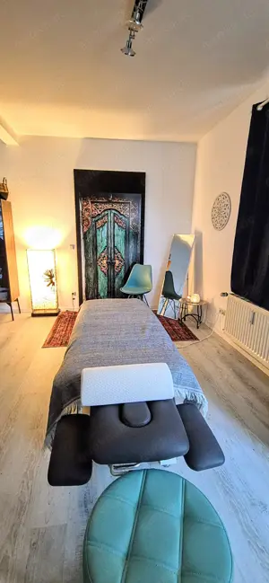 Ich biete die Damen einen entspannteres Leben an.