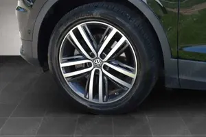 Volkswagen Tiguan Allspace 2.0 TSI*Highl.*4M.*Standh.*AppC. Bild 4