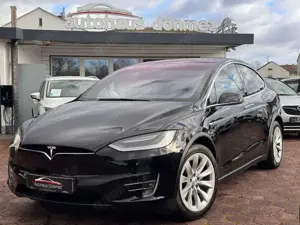 Tesla Model X 75D AUTONOM AHK 7-Sitzer