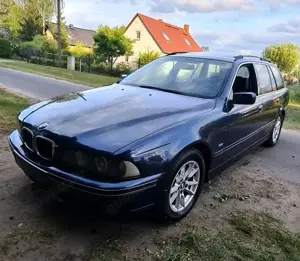 Biete top gepflegten BMW E39 530d Touring zum Kauf an