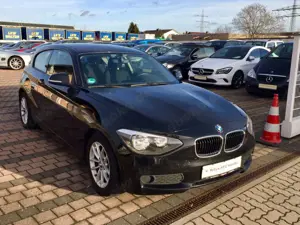 BMW 114 Baureihe 1 Lim. 3-trg. 114i Bild 2