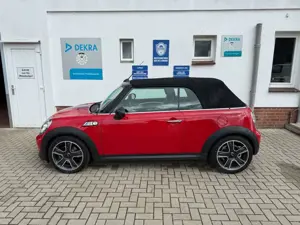 MINI Cooper S Cabrio COOPER_S 1.6 Cabrio*1HD*LEDER*XENON*NAVI Bild 2