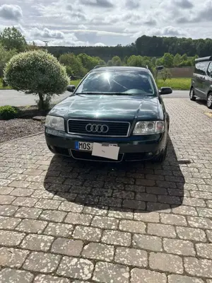 Audi A6 Avant 2.5 TDI quattro + viel Zubehör