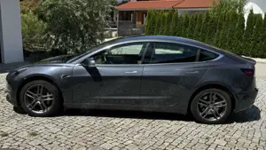 Tesla Model 3 Allradantrieb Dual Motor Long Range AWD Bild 4