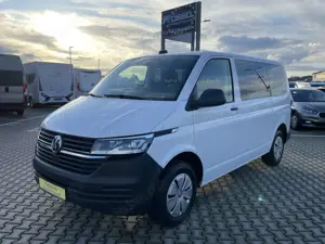Volkswagen T6 Kombi .1 2.0 TDI DSG 8-Sitzer LED PDC RFK CAR