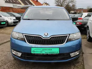 Skoda Rapid/Spaceback Active*Klima*Allwetterreifen*HU/AU NEU*AHK* Bild 2