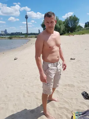 Suche Alleinerziehende Frau für Spaß 