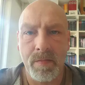 Frau ab 45 Jahre oder älter gesucht!