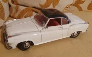 Borgward Isabella ; Masstab 1:18 
