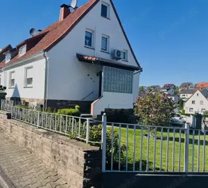 Doppelhaushälfte mit Garten Kellerküche & Klimaanlage 