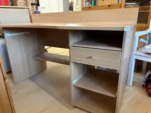 Schreibtisch zu verschenken  Bild 2