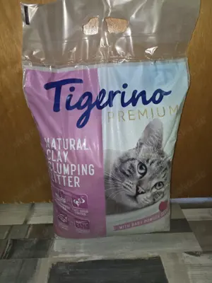  Katzenstreu zu Verkaufen insgesamt 6 Säcke