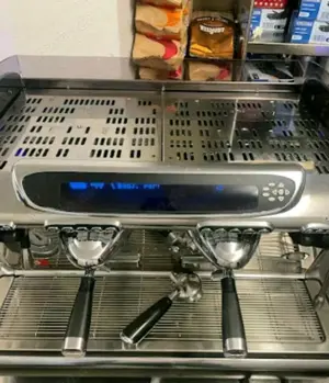 Kaffeemaschine FAEMA Espressomaschine Siebträger la Cimbali Bild 4