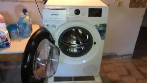 Waschmaschine  1 Jahr Alt, sehr gut erhalten wie neue.