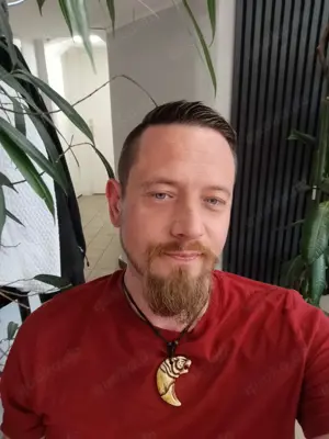 M 39 sucht Paare, Ladys und auch Männer für A. Aufnahmen 
