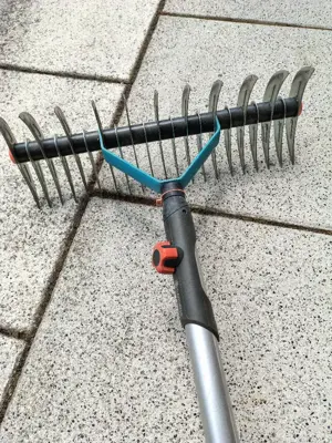 Gardena Vertikutierer für Rasen Bild 2