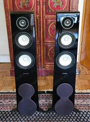 Yamaha NS-F700 Paar Top Zustand