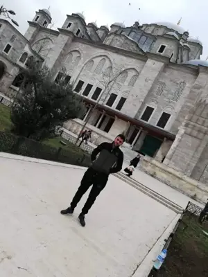 Ich suche nach Transen treffen bin Mann 33 Jahre 