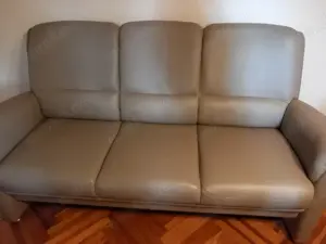 Ledersofa 3 und 2,5 Sitzer neuwertig