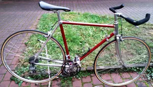 FIAMME Rennrad Laufrad Satz 28", Suntour Sprint 9000 Nabe; Ergal 700x19; Alu poliert