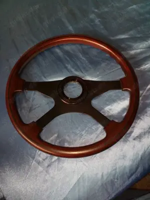 Holzlenkrad  für Sportwagen und pkw