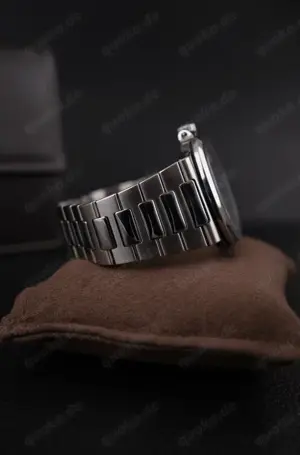 Patek Philippe Nautilus 5711 1A   Edelstahl, Blaues Zifferblatt   Full Set Bild 7