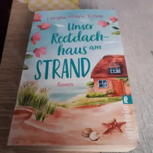 Christin Marie Below-Unser Reetdachhaus am Strand   Bild 1