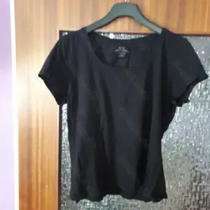 Damen-T-Shirt schwarz Gr.46  AA 58 cm 