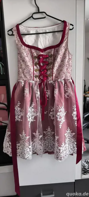 Dirndl Shein Gr.S 