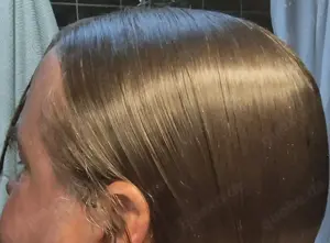 Haare und Shampoofetisch  Bild 9