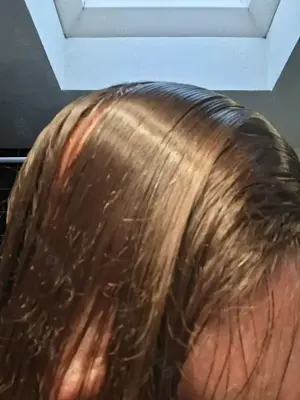 Haare und Shampoofetisch  Bild 3