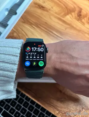 Apple Watch Series 8