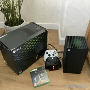Xbox serie X spielkonsole mit OVP + 2 controllern + spiele  